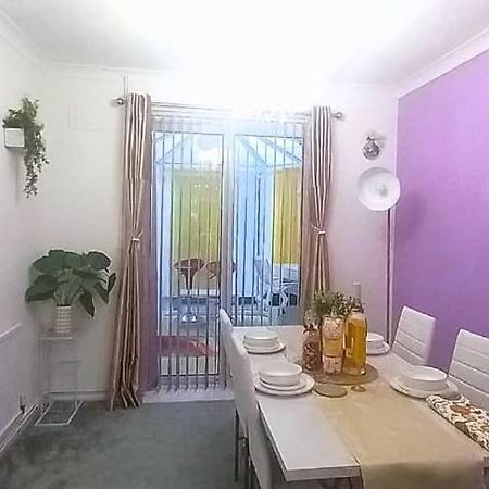 Golden Plush Suites - Beautiful Luxury 3 Bed House In Leicester Exterior foto
