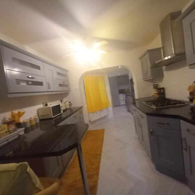Golden Plush Suites - Beautiful Luxury 3 Bed House In Leicester Exterior foto